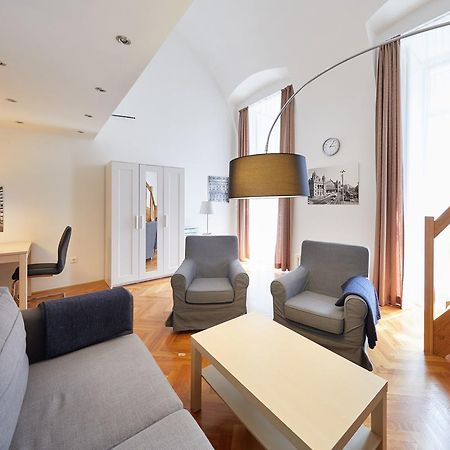 Fewo Oktogon Budapest Luaran gambar